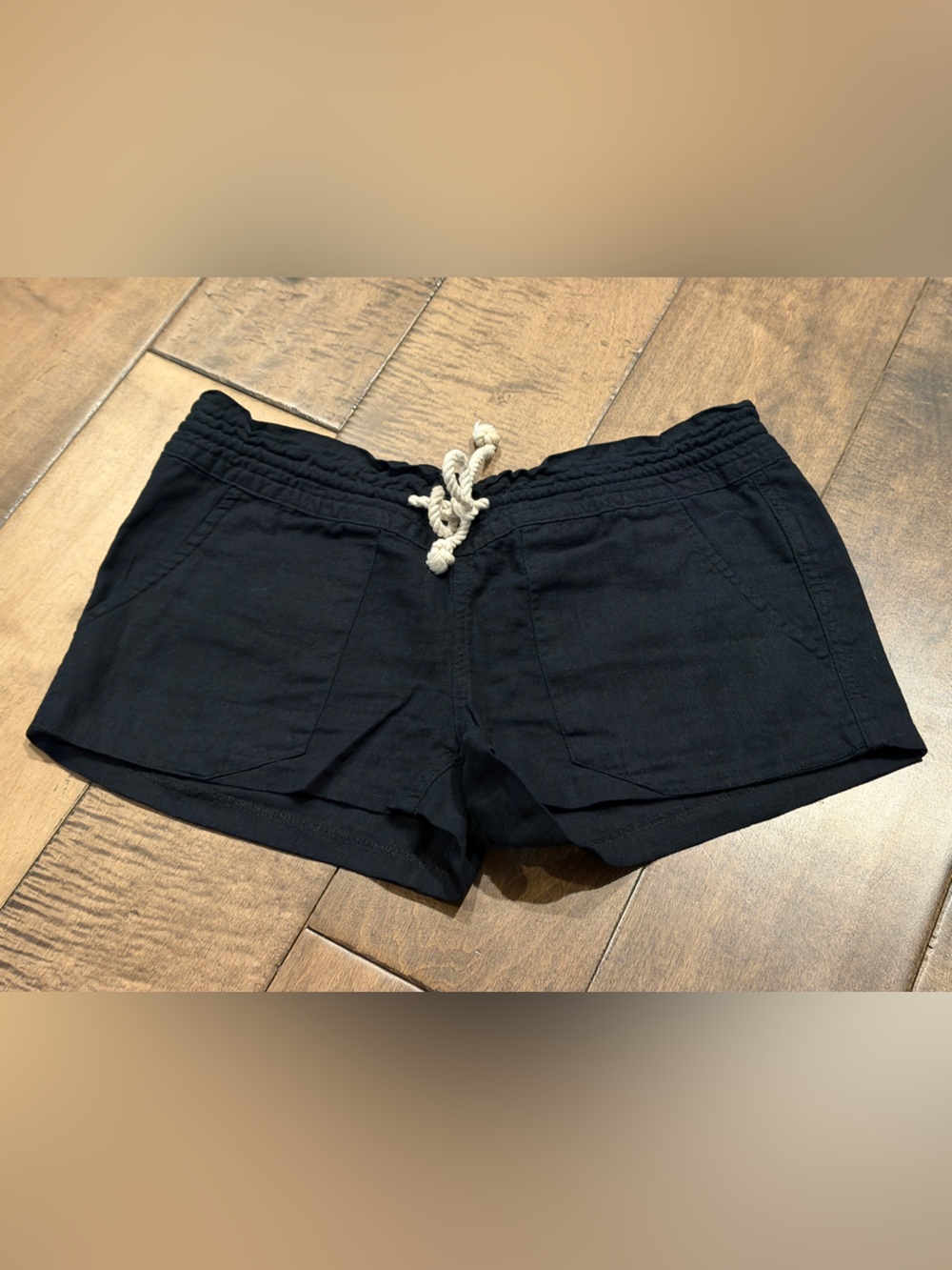 Roxy’s Boardrider S Women's Black Drawstring Linen Shorts with Rope Tie